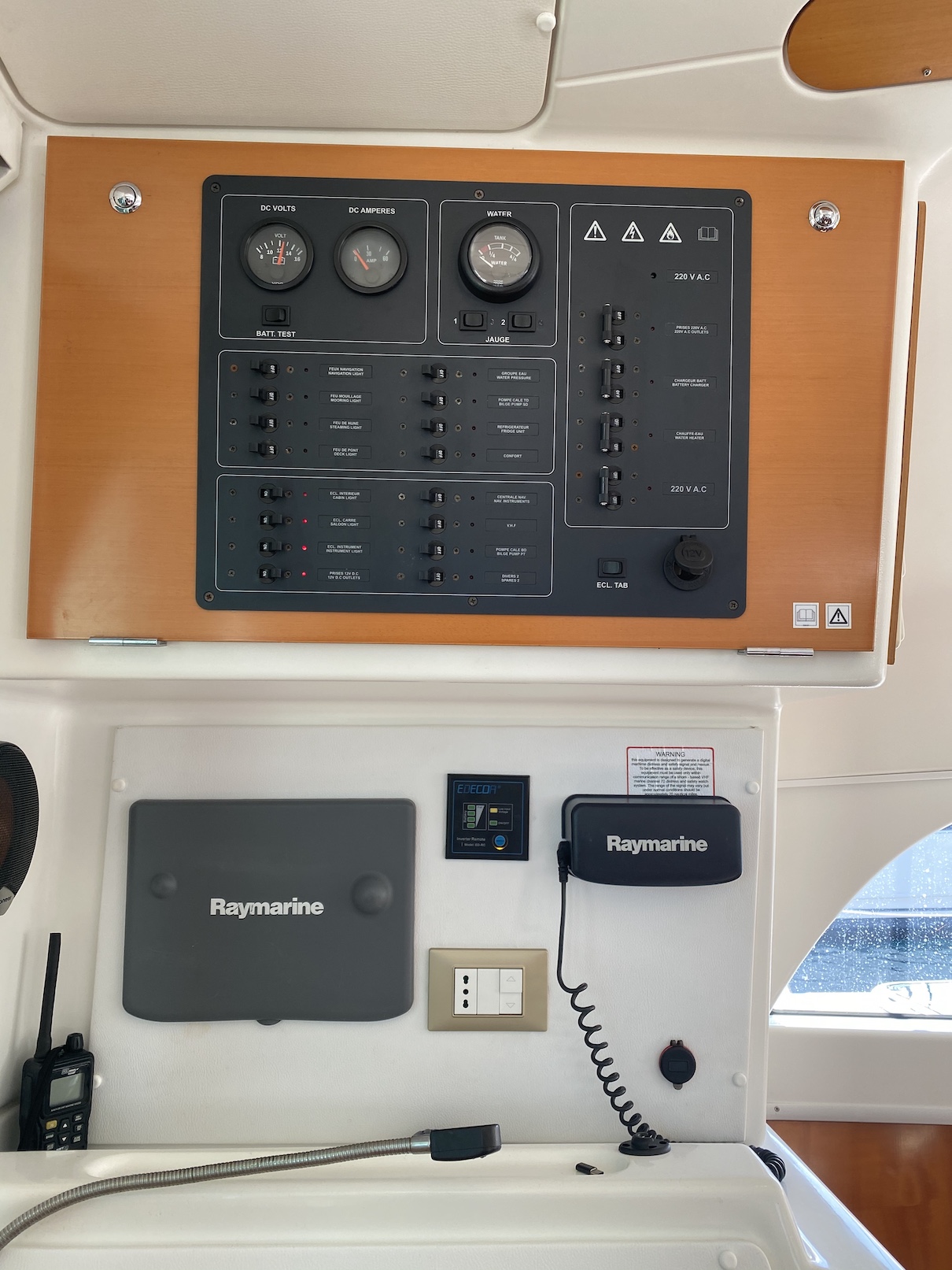 Lagoon 380 S2 — photo 16