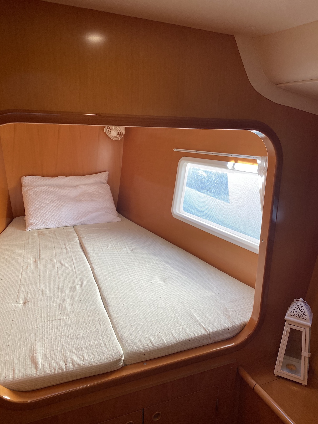 Lagoon 380 S2 — photo 20