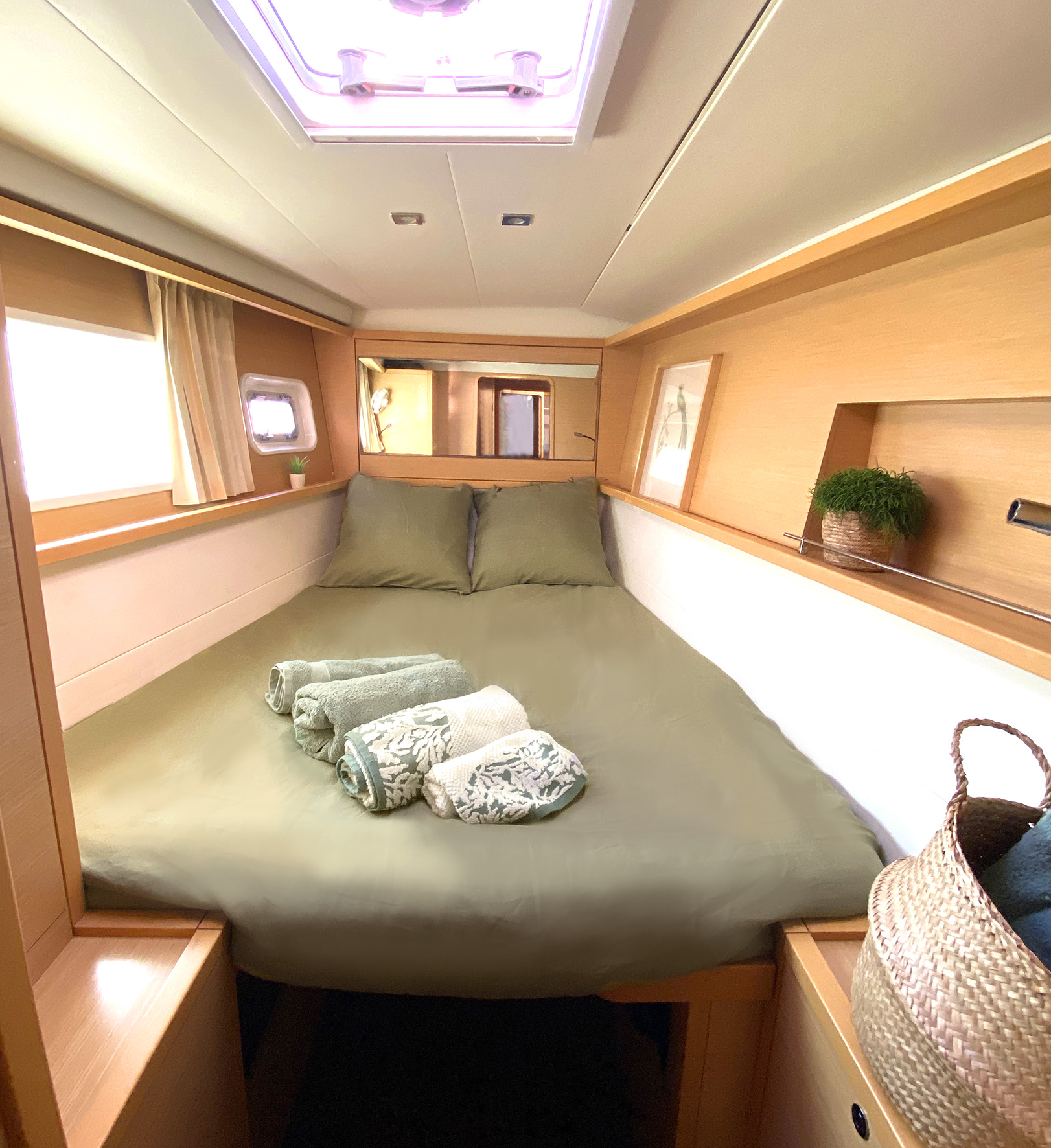 Lagoon 450 — photo 4