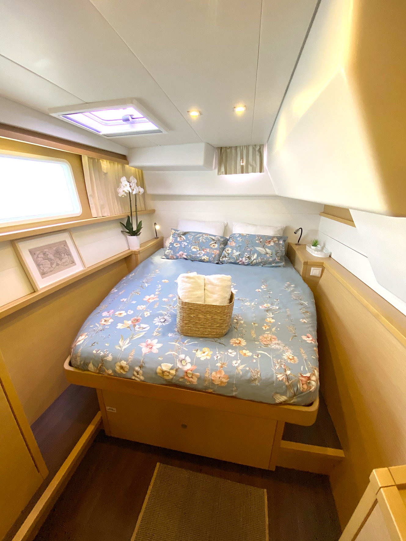 Lagoon 450 — photo 3