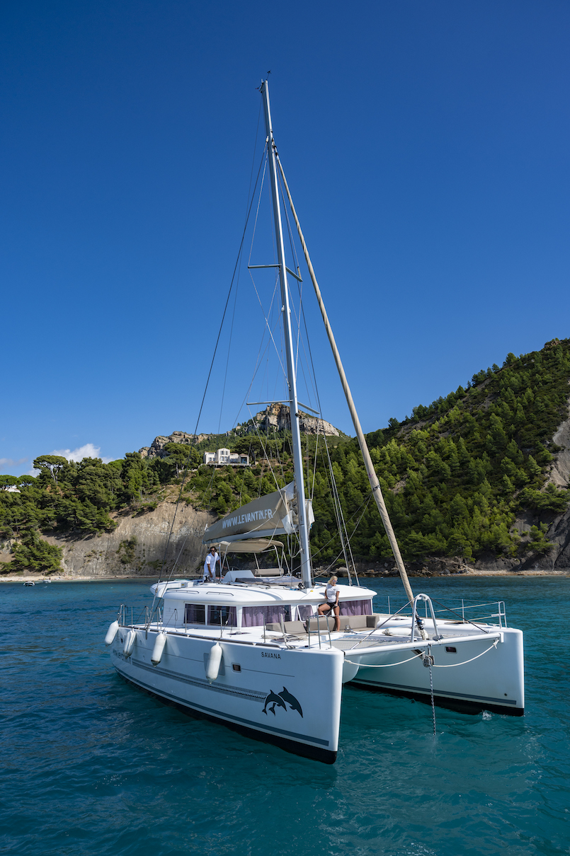 Lagoon 450 — photo 8
