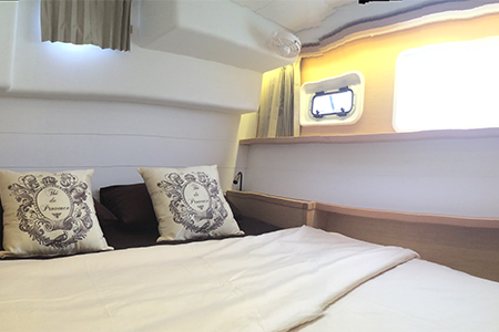 Lagoon 450 — photo 22