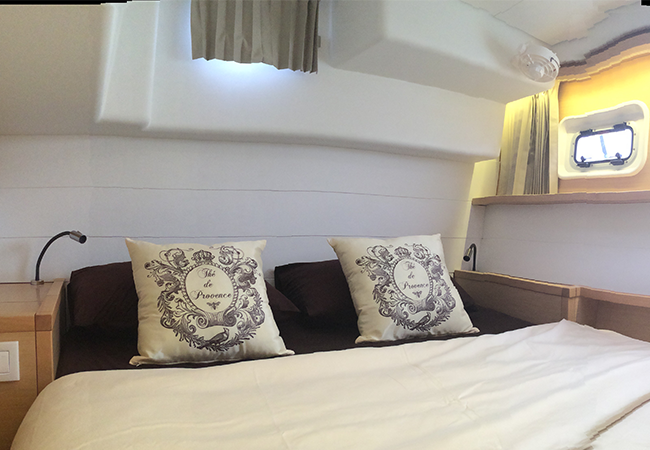 Lagoon 450 — photo 16