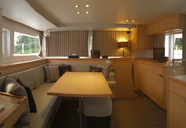 Lagoon 450 — photo 19