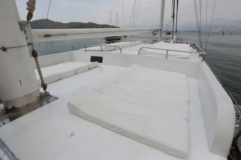 Motor Sailer — photo 14