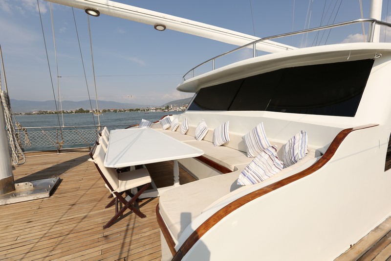 Motor Sailer — photo 31