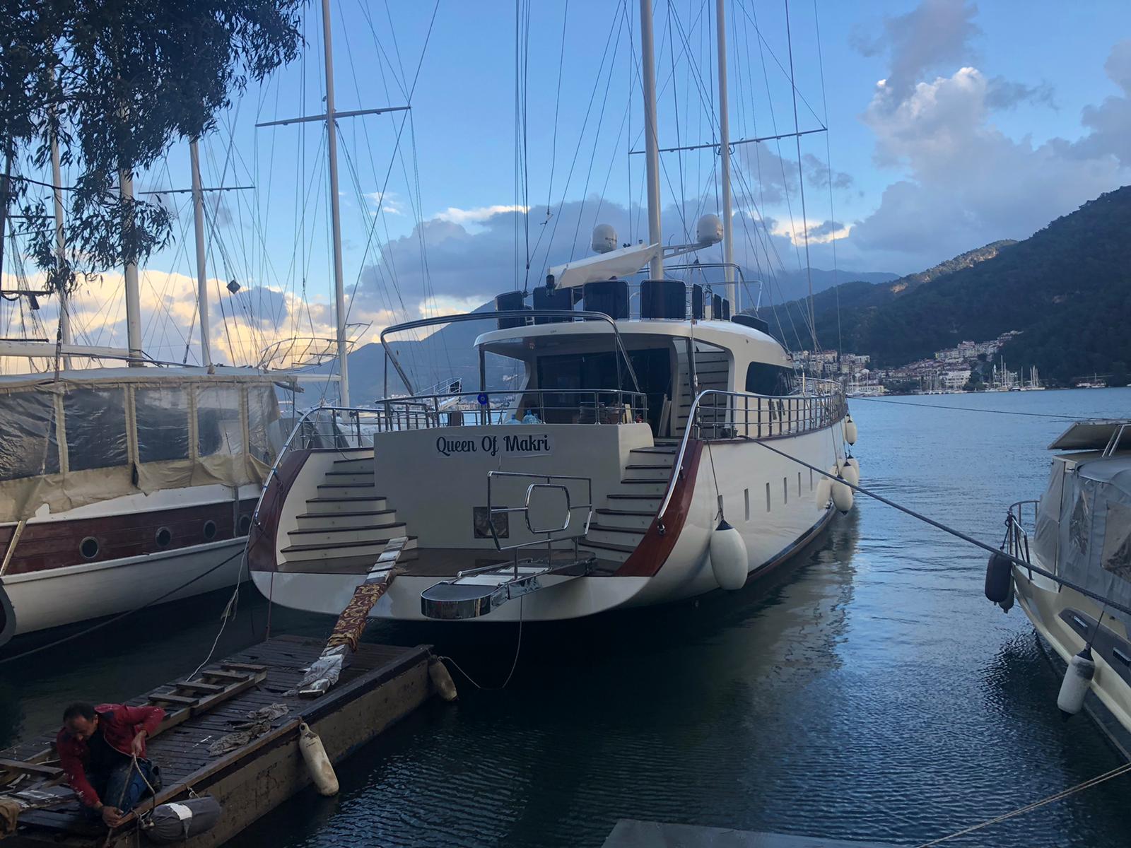 Motor Sailer — photo 15