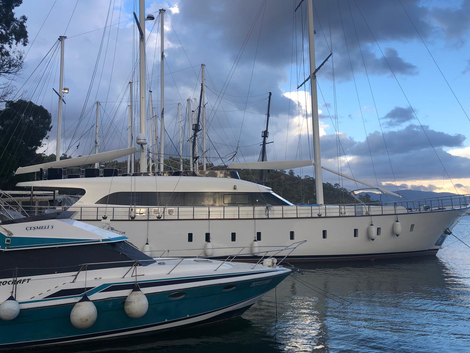 Motor Sailer — photo 21