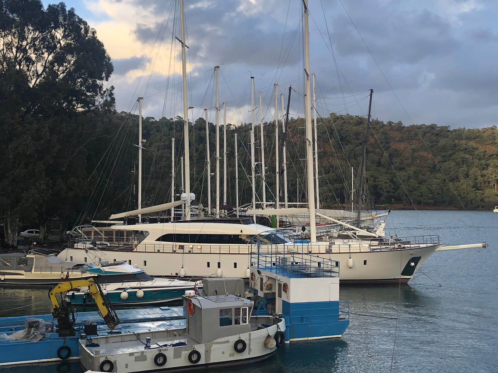 Motor Sailer — photo 28