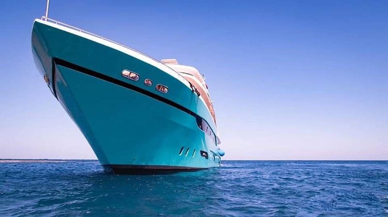 Liveaboard — photo 4