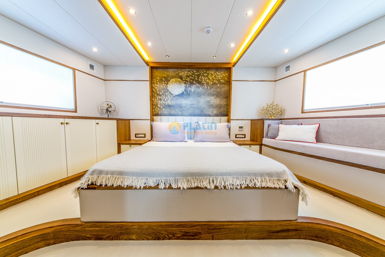 Trawler — photo 10