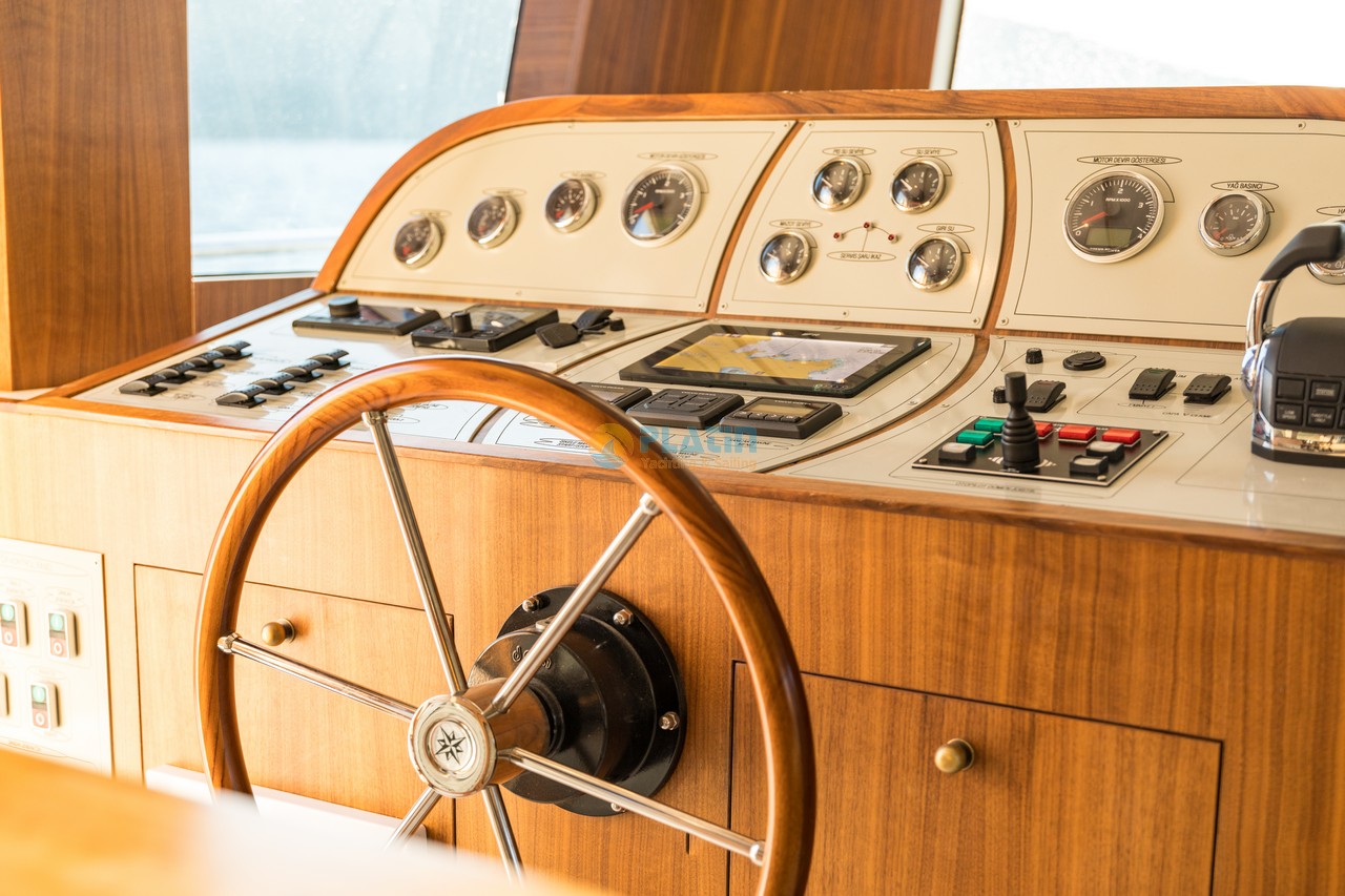 Trawler — photo 29