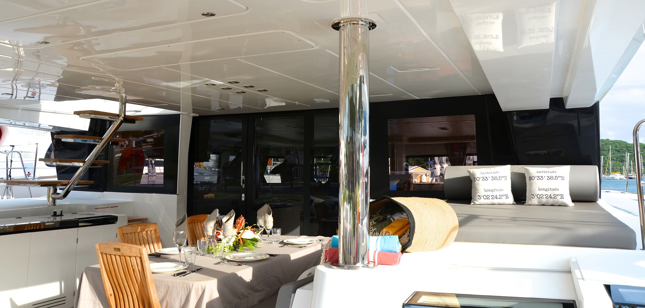 Lagoon 620 — photo 12