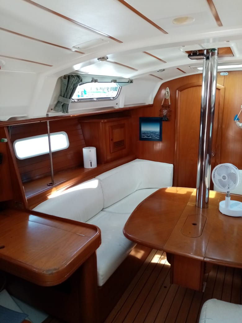 Oceanis clipper 361 — photo 3