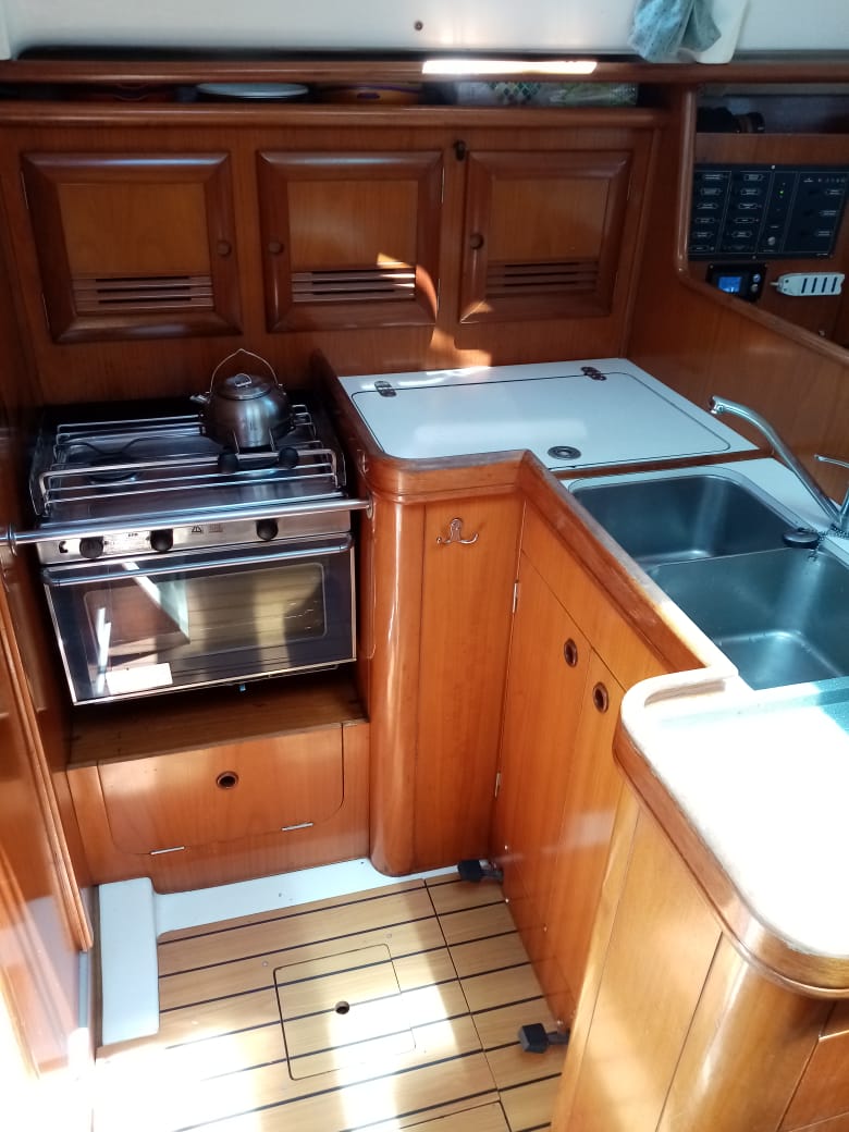 Oceanis clipper 361 — photo 7