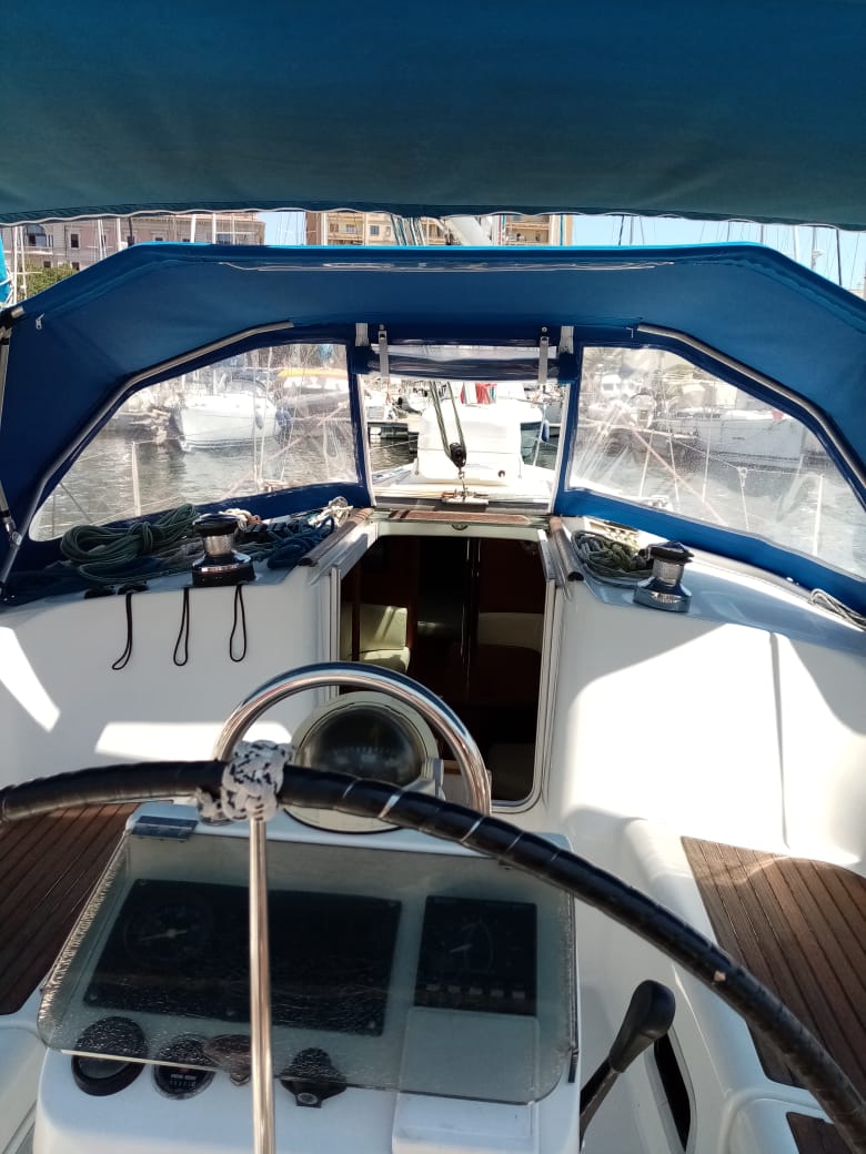 Oceanis clipper 361 — photo 13