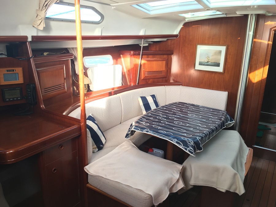 Oceanis 393 — photo 2