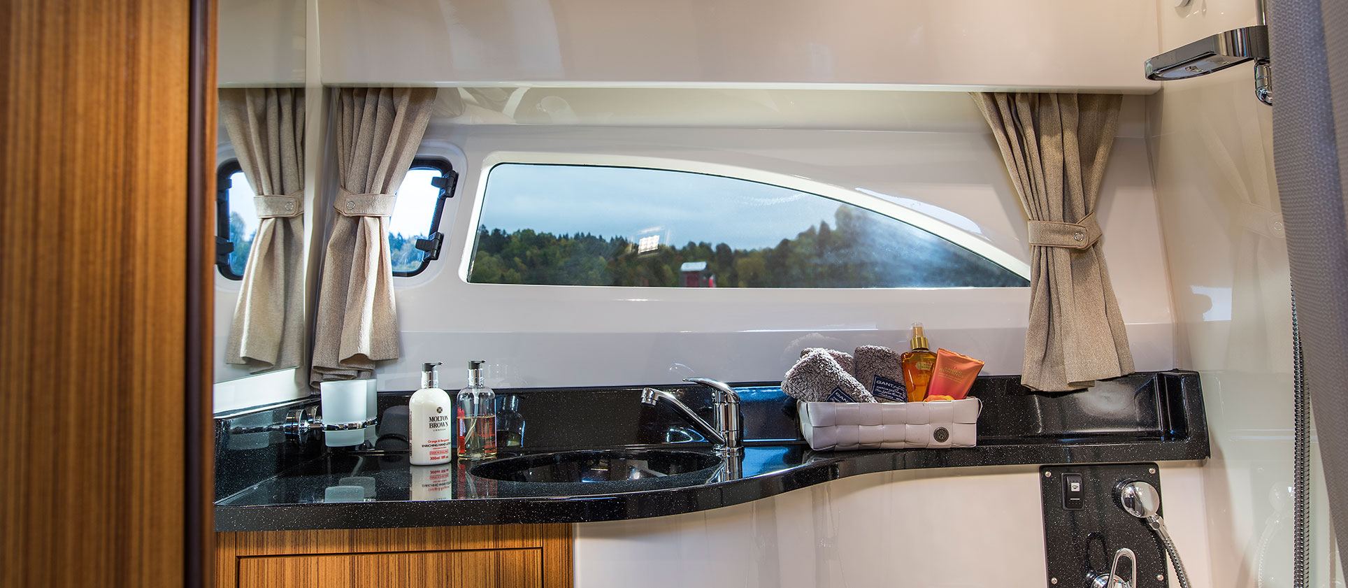 Marex 310 SUN CRUISER — photo 9
