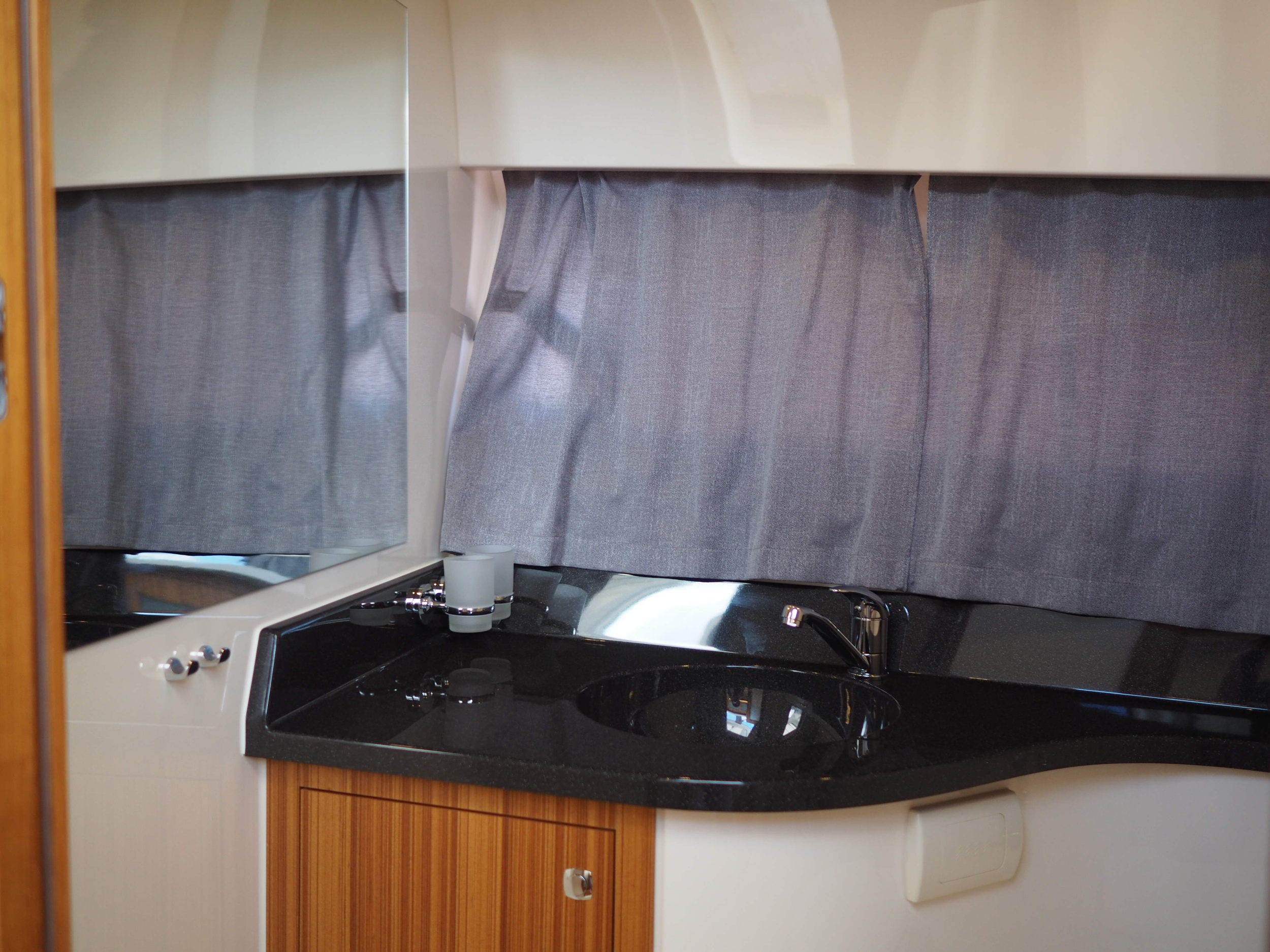Marex 310 SUN CRUISER — photo 19