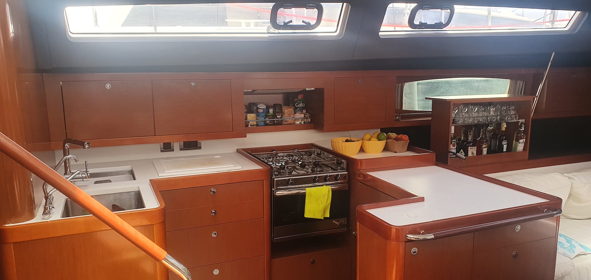 Beneteau Oceanis 60 — photo 20
