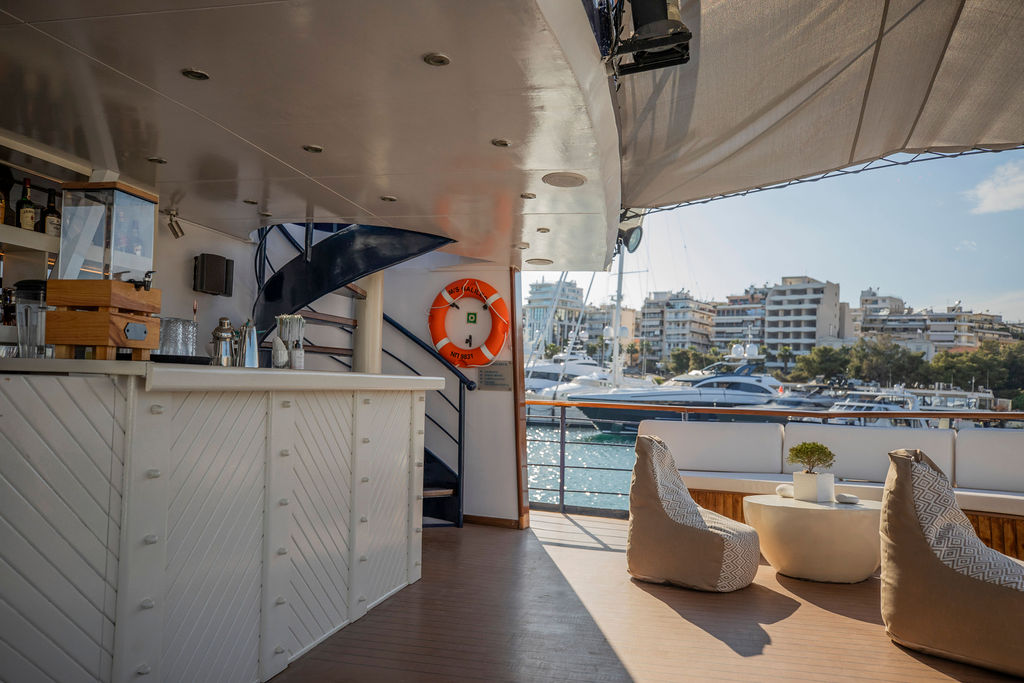 Motor Sailer — photo 9