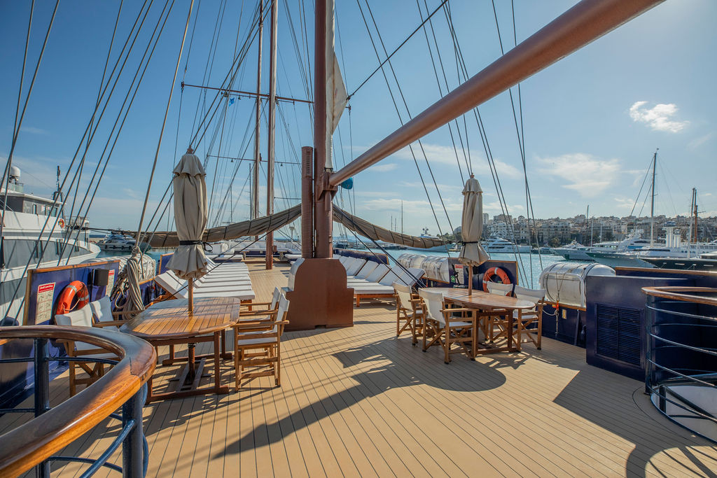 Motor Sailer — photo 21