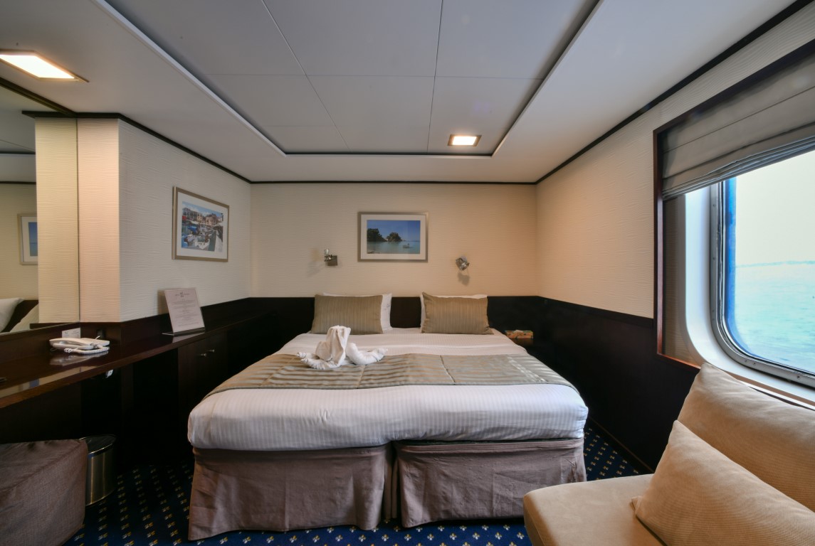 Motor Yacht — photo 9