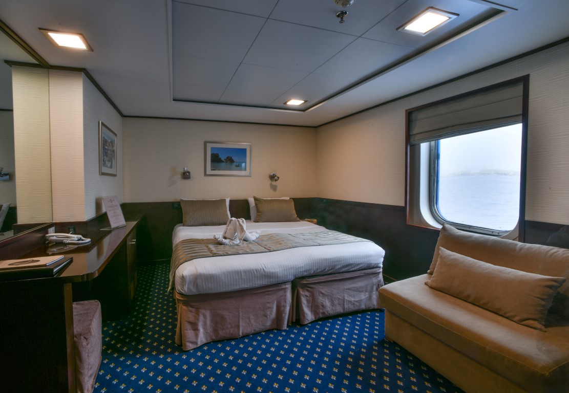Motor Yacht — photo 10