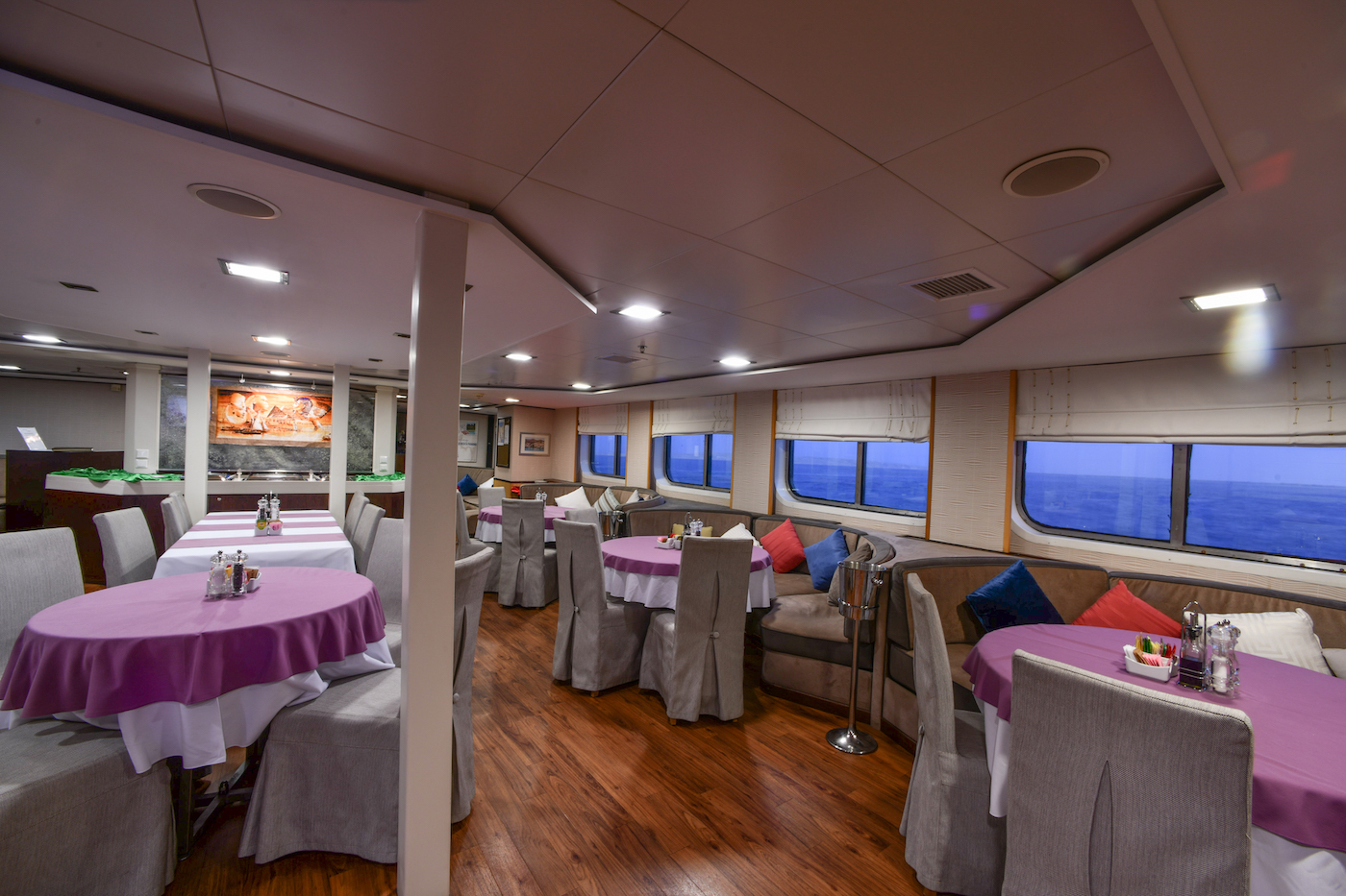 Motor Yacht — photo 17
