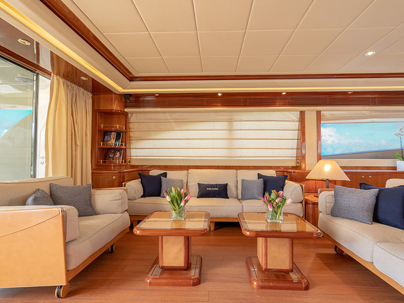 Ferretti 880 — photo 3