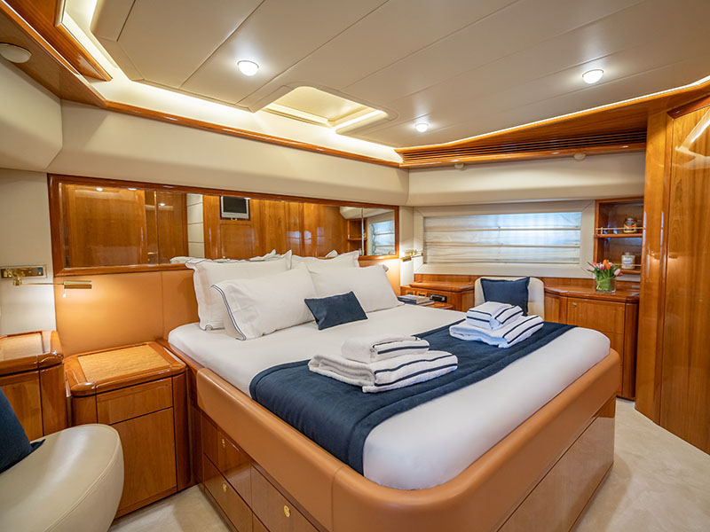 Ferretti 880 — photo 7