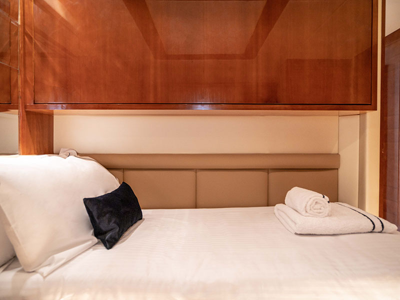 Azimut 74 — photo 18