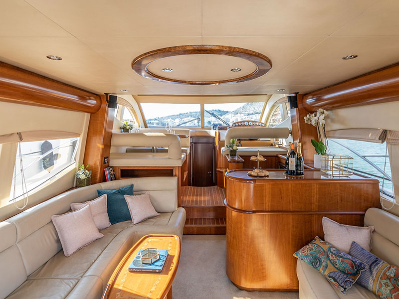 Majesty 50 — photo 16