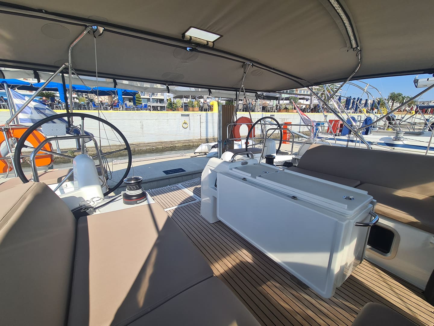 Jeanneau Sun Odyssey 490 — photo 4
