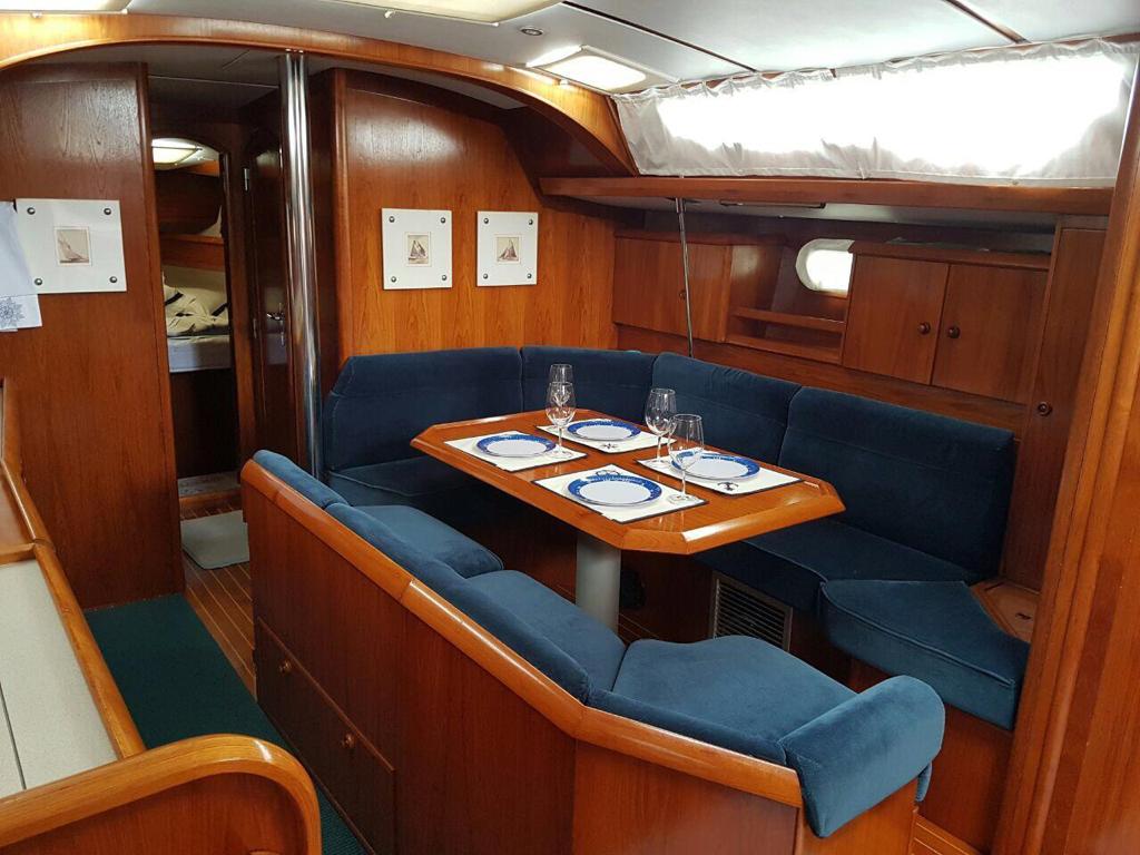 Jeanneau 42 — photo 3