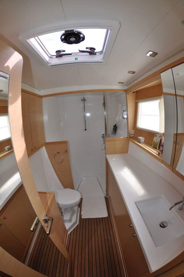 Lagoon 450 — photo 12