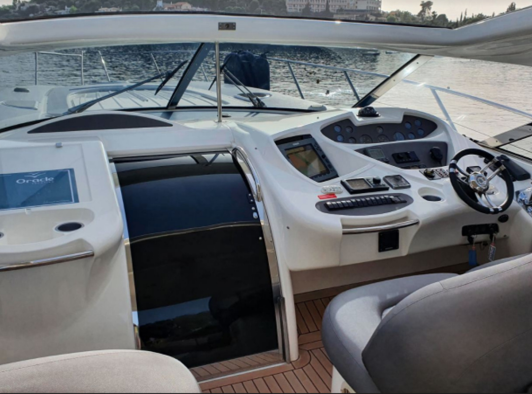 Sunseeker 56 Predator Hardtop — photo 1