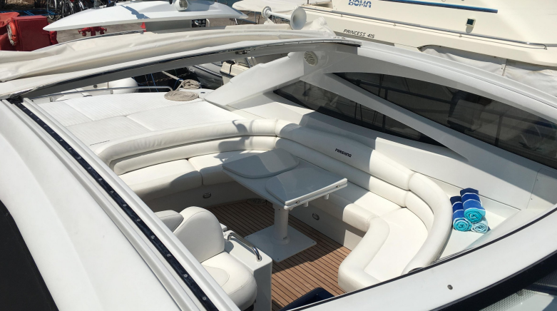 PERSHING 52 — photo 4