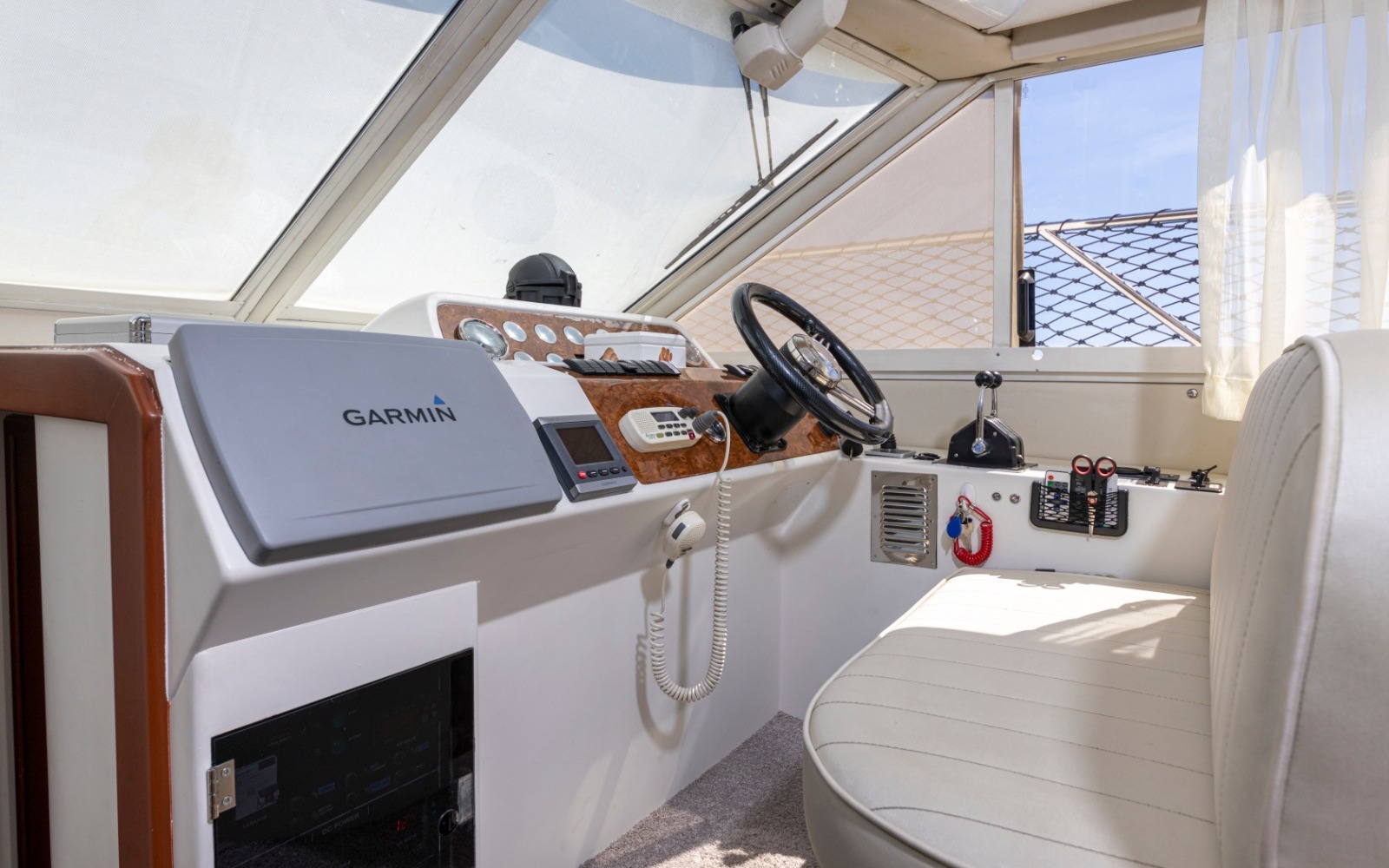 Fairline 40 — photo 18