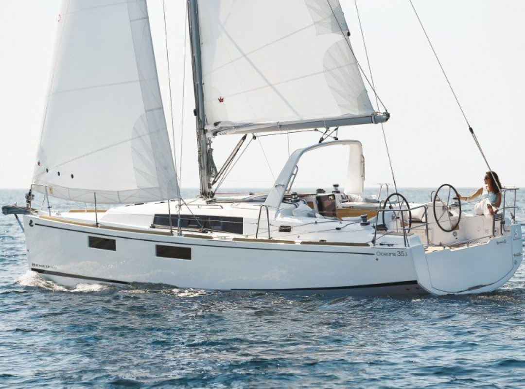 OCEANIS 35.1 - 2019 — photo 4