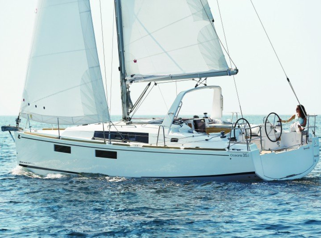 Oceanis 35.1 — photo 1