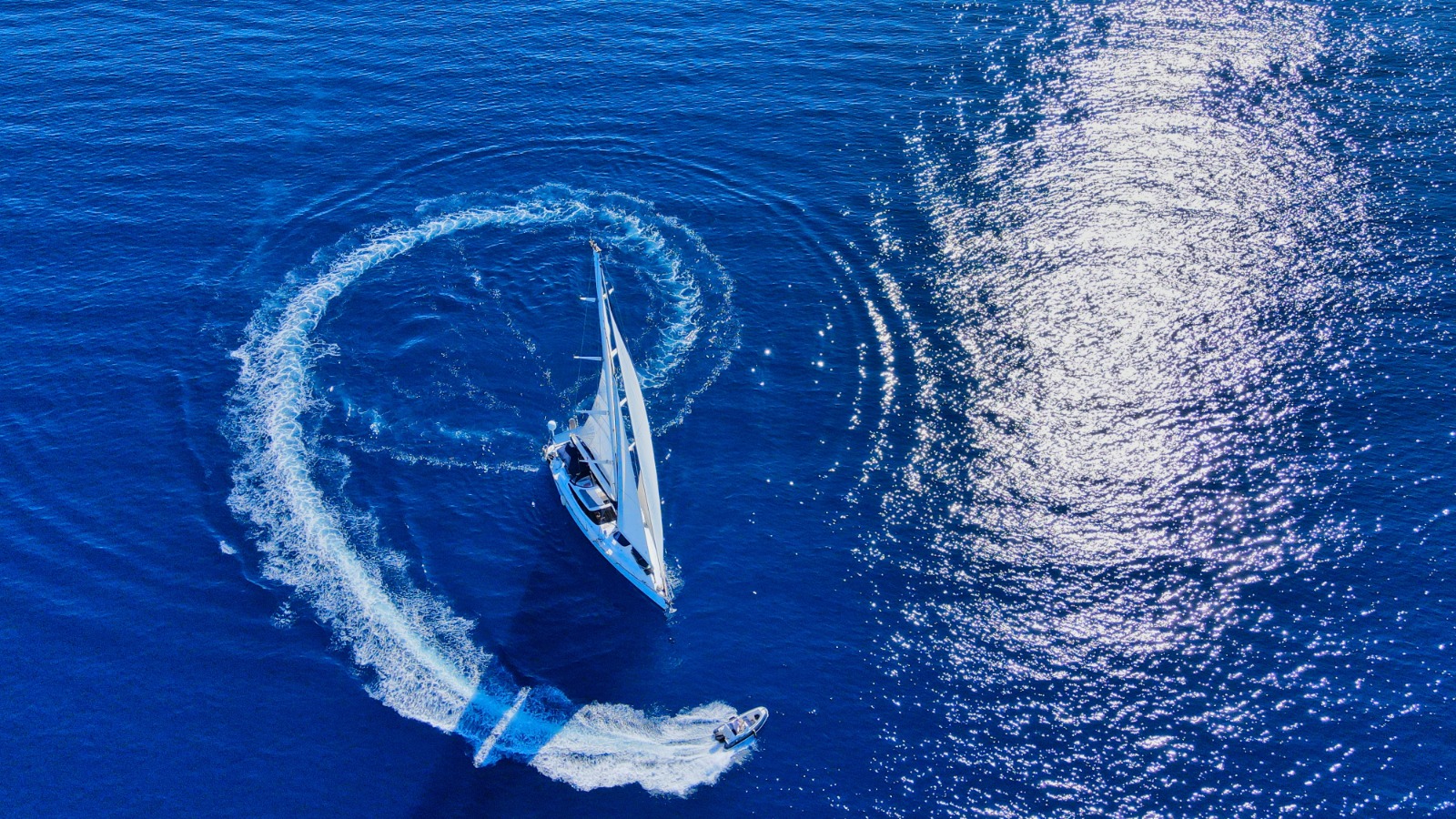 Motorsailor — photo 20