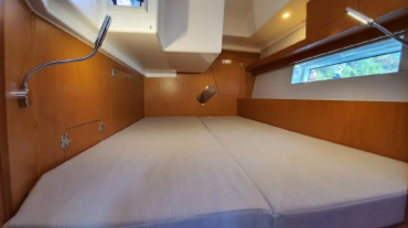 BAVARIA C45 HOLIDAY — photo 6