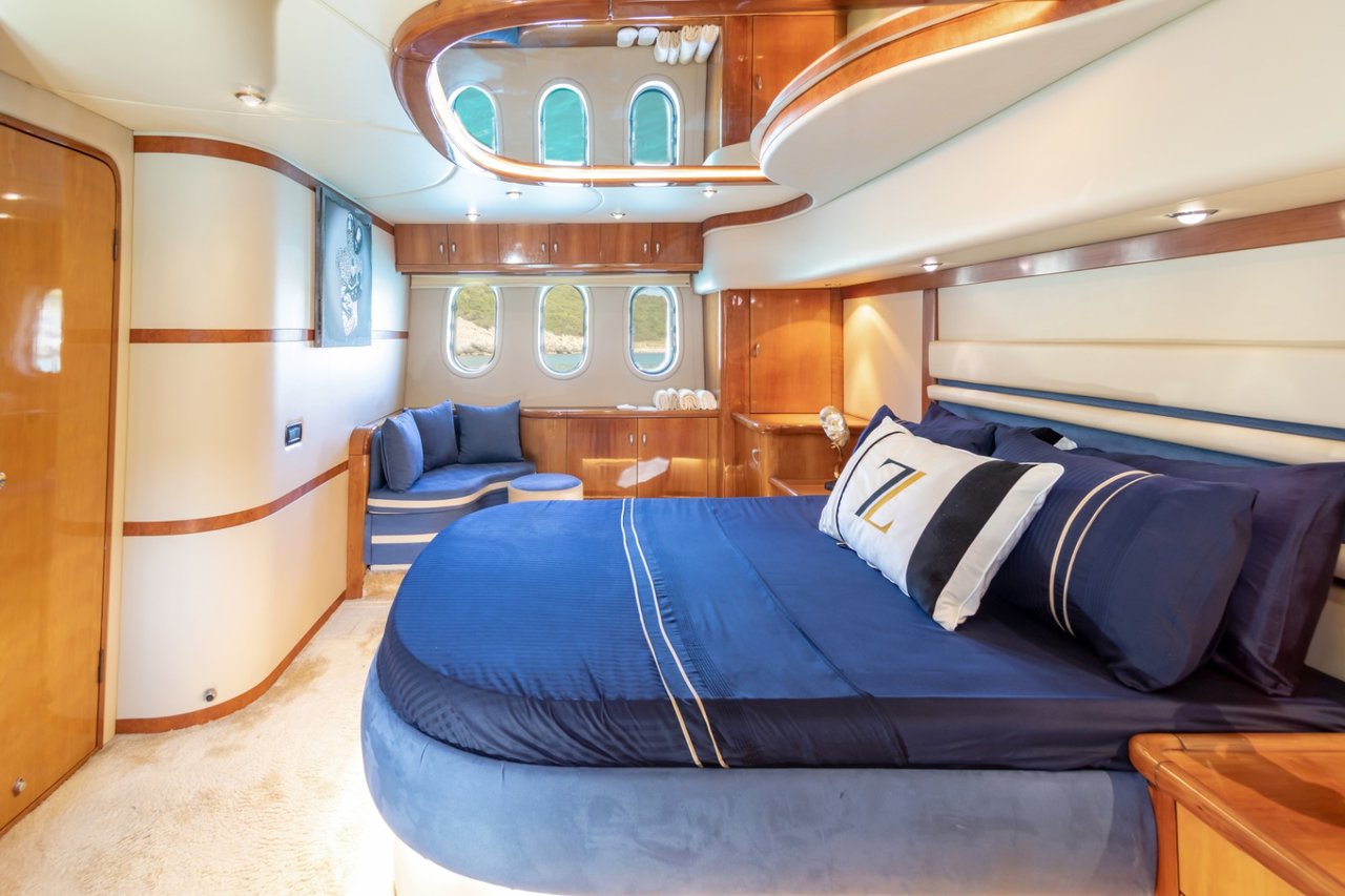 Motorboat Custom Built — photo 17