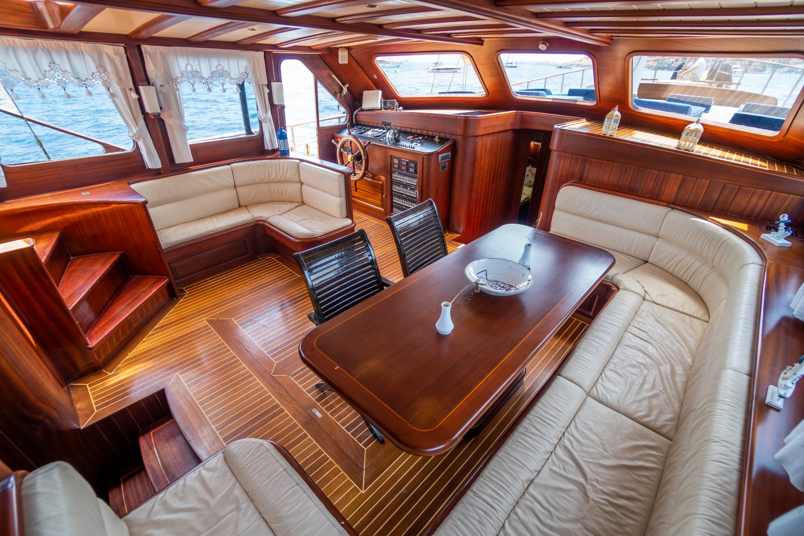 Custom Built — photo 8