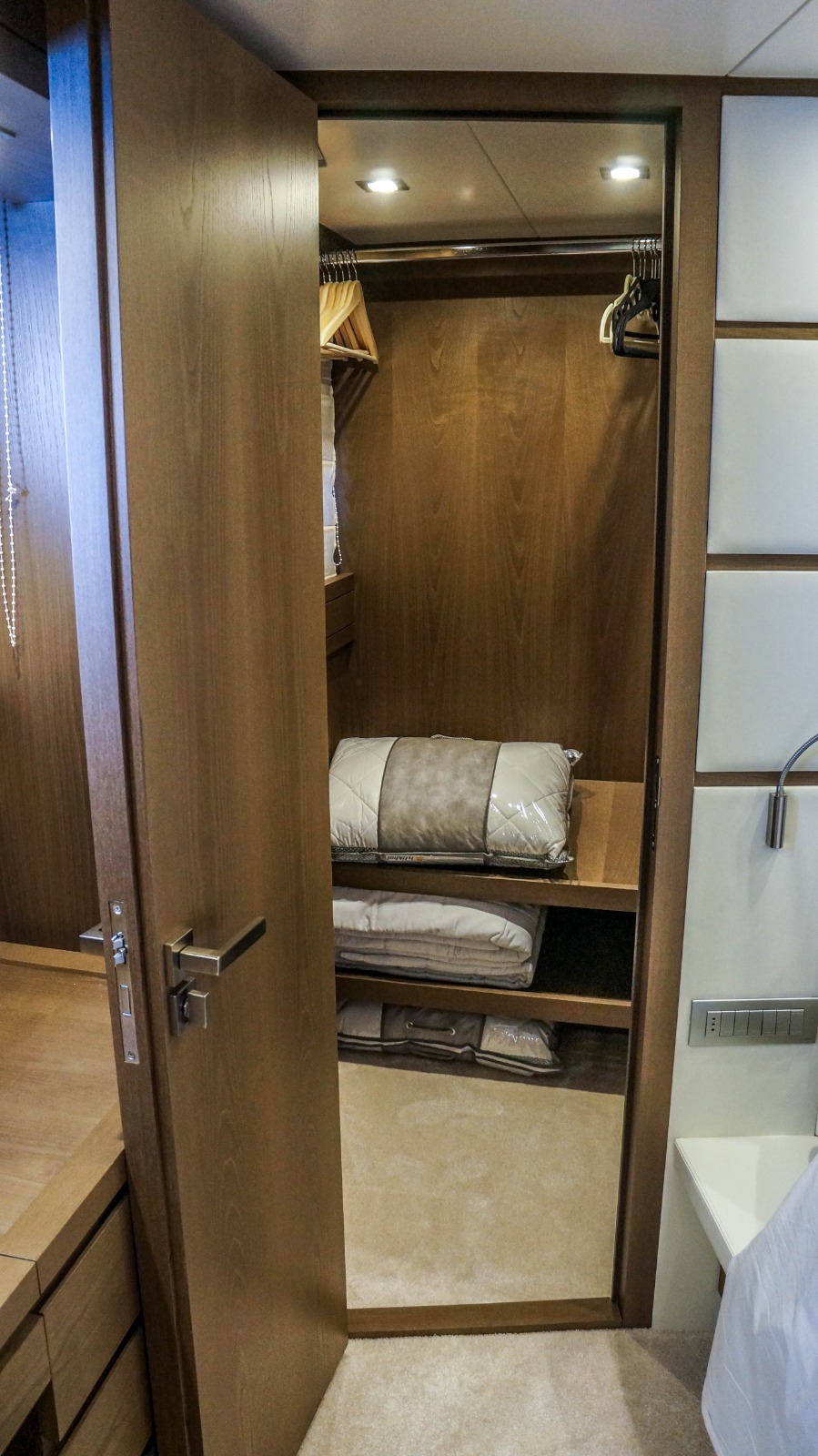 Motorboat Sanlorenzo SI 72 — photo 7