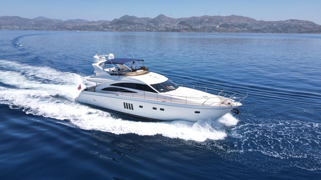 Princess V65 — photo 3