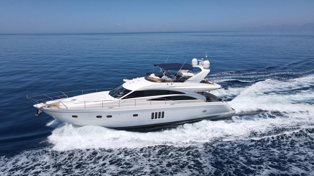 Princess V65 — photo 6