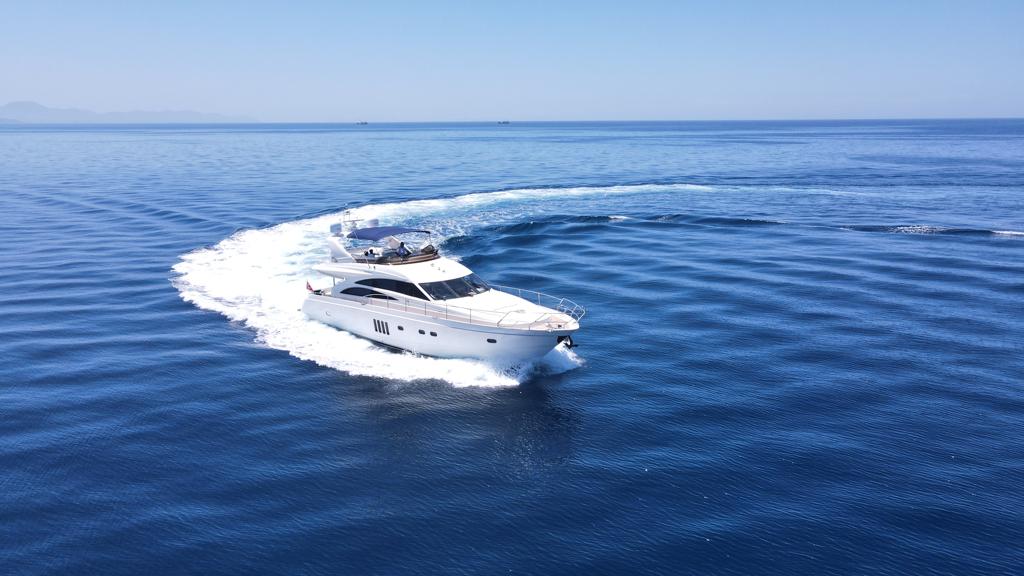 Princess V65 — photo 7