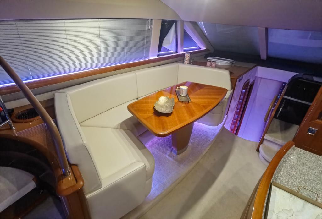 Princess V65 — photo 23